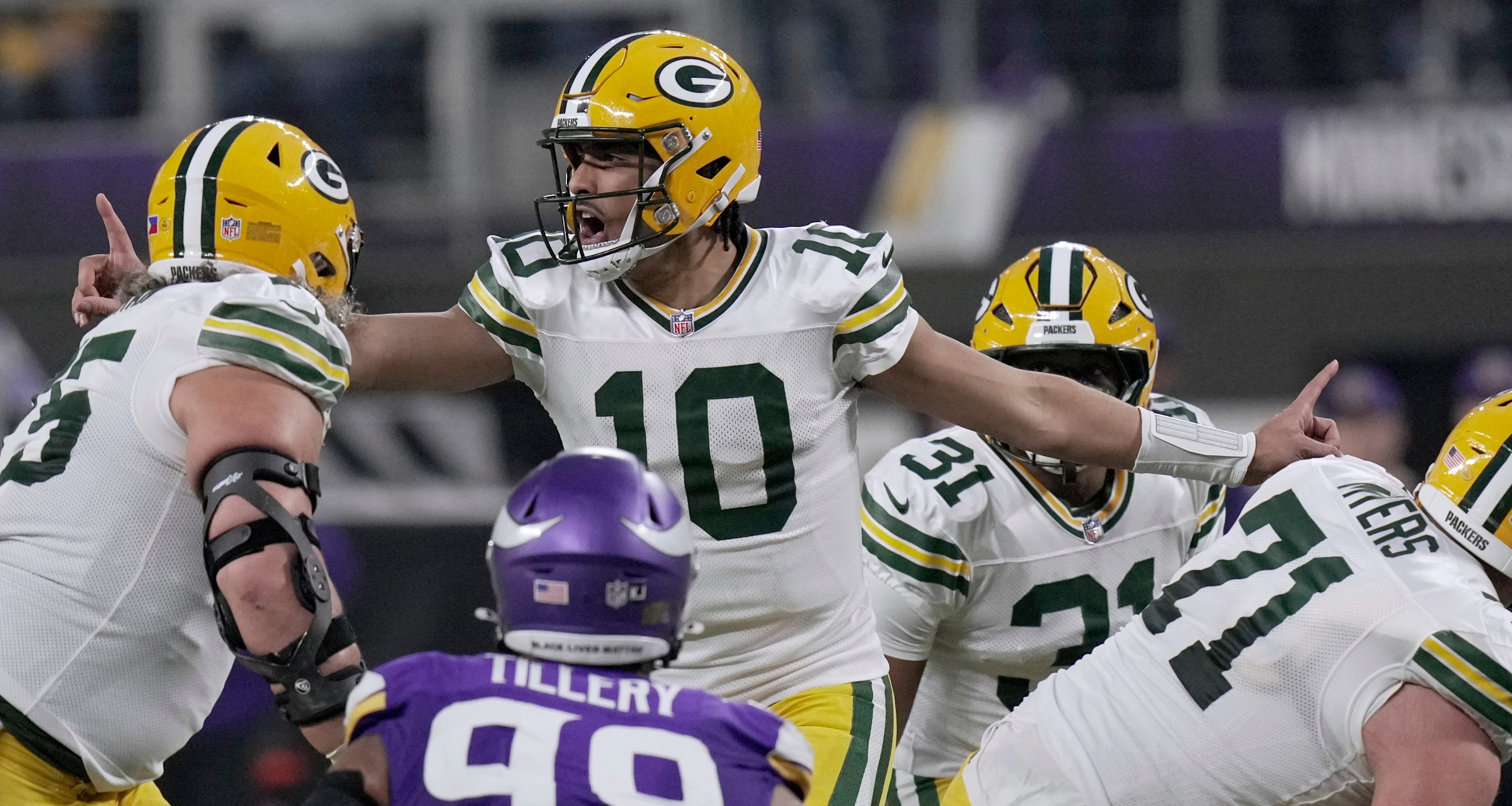 Who Plays Football on Saturday? NFL Week 18 Schedule and How to Watch