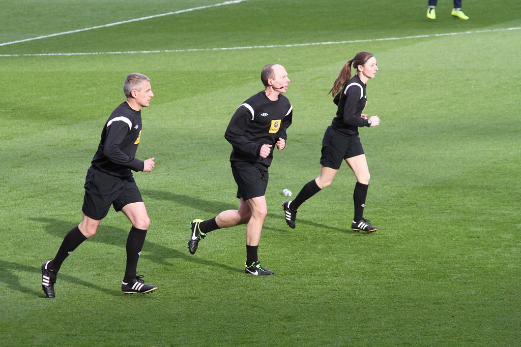 Referees warm up | Ronnie Macdonald | Flickr