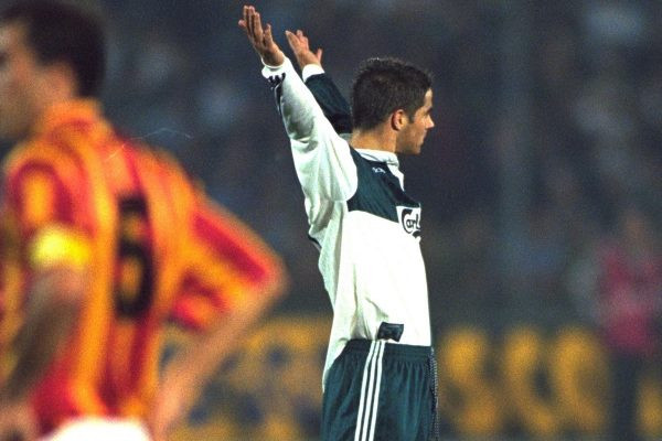 VLADIKAVKAZ, RUSSIA - Tuesday, September 12, 1995: Liverpool