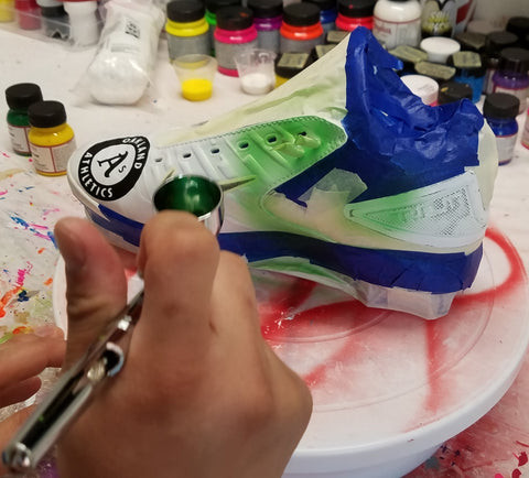 First coat of airbrushing. More coats are needed for full color.