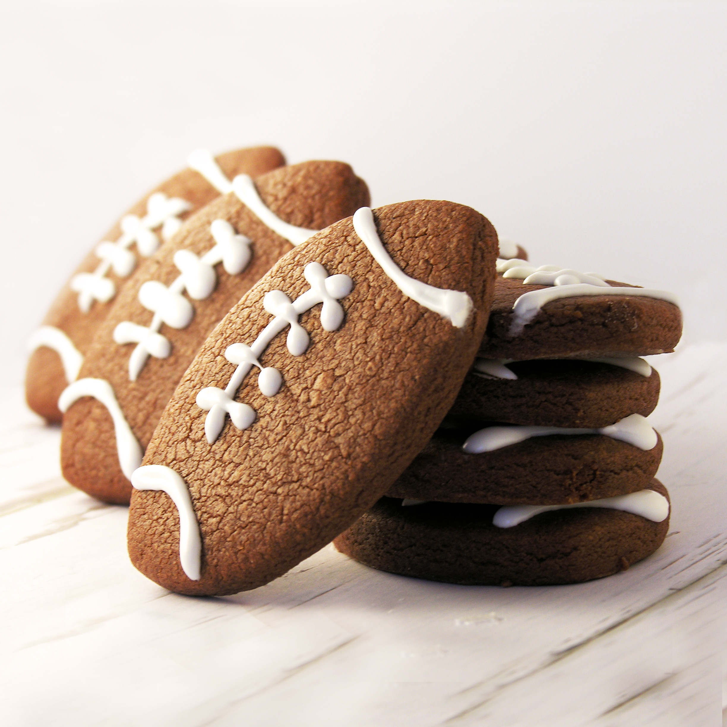 Football cookie platter