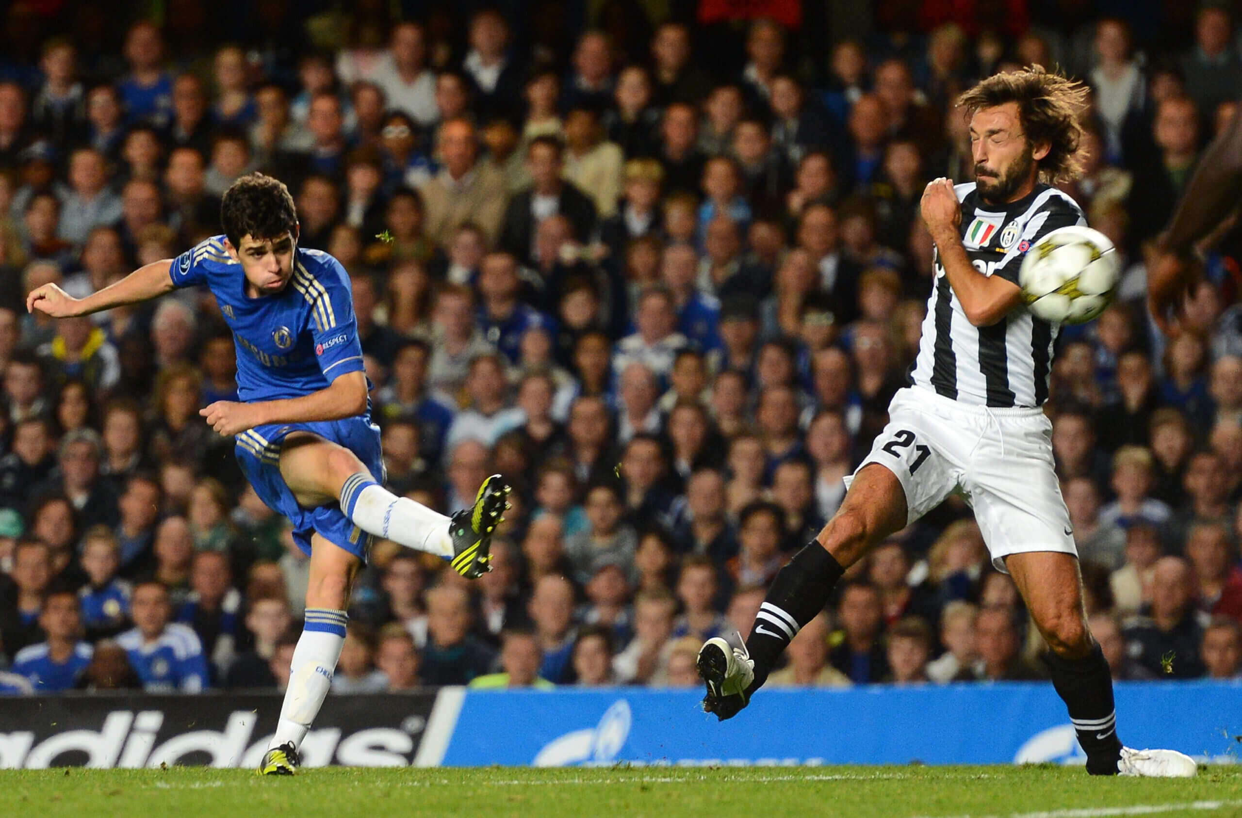 Oscar Scores Against Juventus