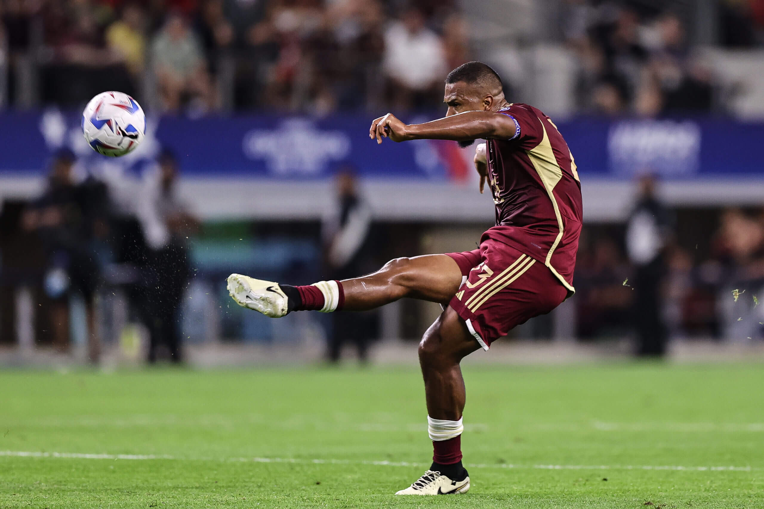 Rondón equalizes for Venezuela