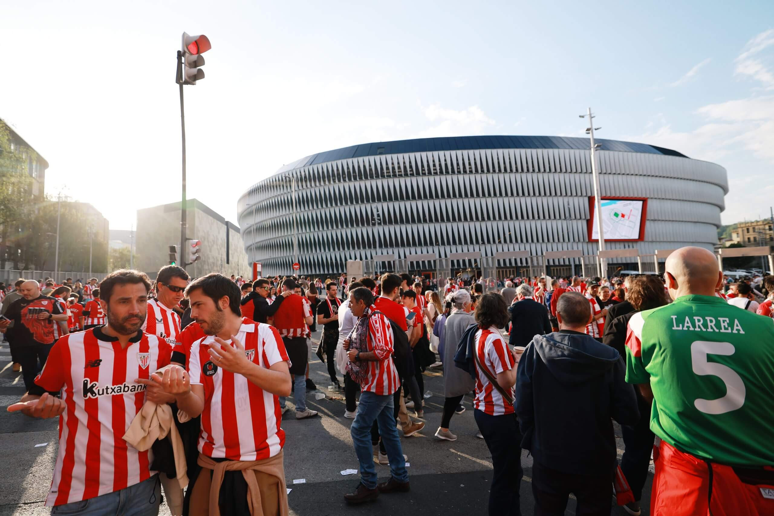Athletic fans outside San Mames before the first leg against Manchester United