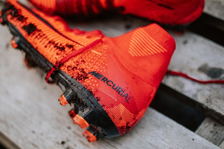 Cleaning dirty white football boots