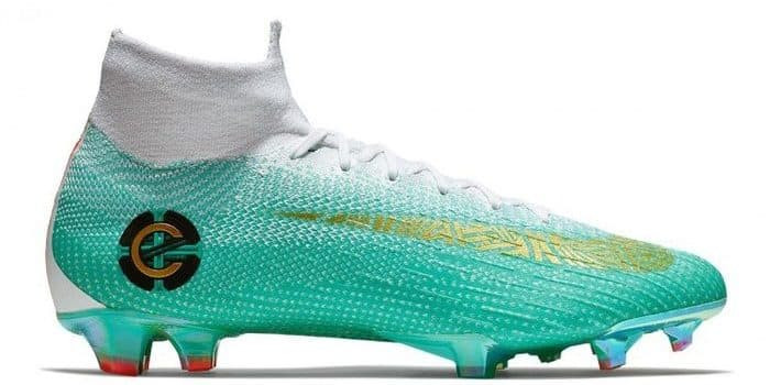 Nike Mercurial Superfly VI Elite CR7 Chapter 6 Special Edition football boots with a golden design