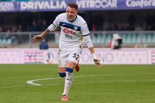 Mateo Retegui of Atalanta BC celebrates after scoring his team