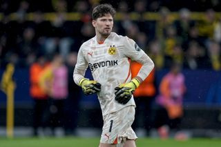 Gregor Kobel in action for Dortmund
