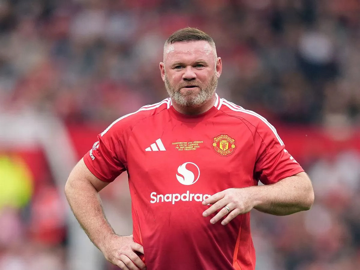 Wayne Rooney Mirror