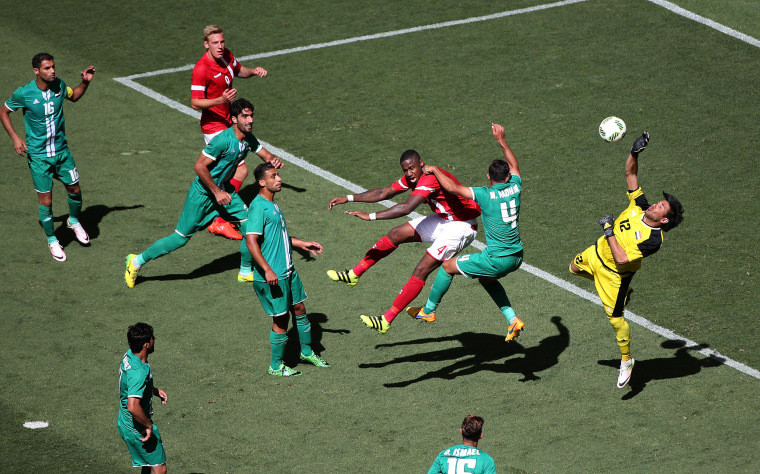 Iraqi goalkeeper Mohammed Hammed