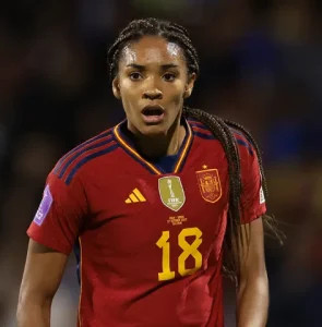 Salma Paralluelo Hottest Female Footballer