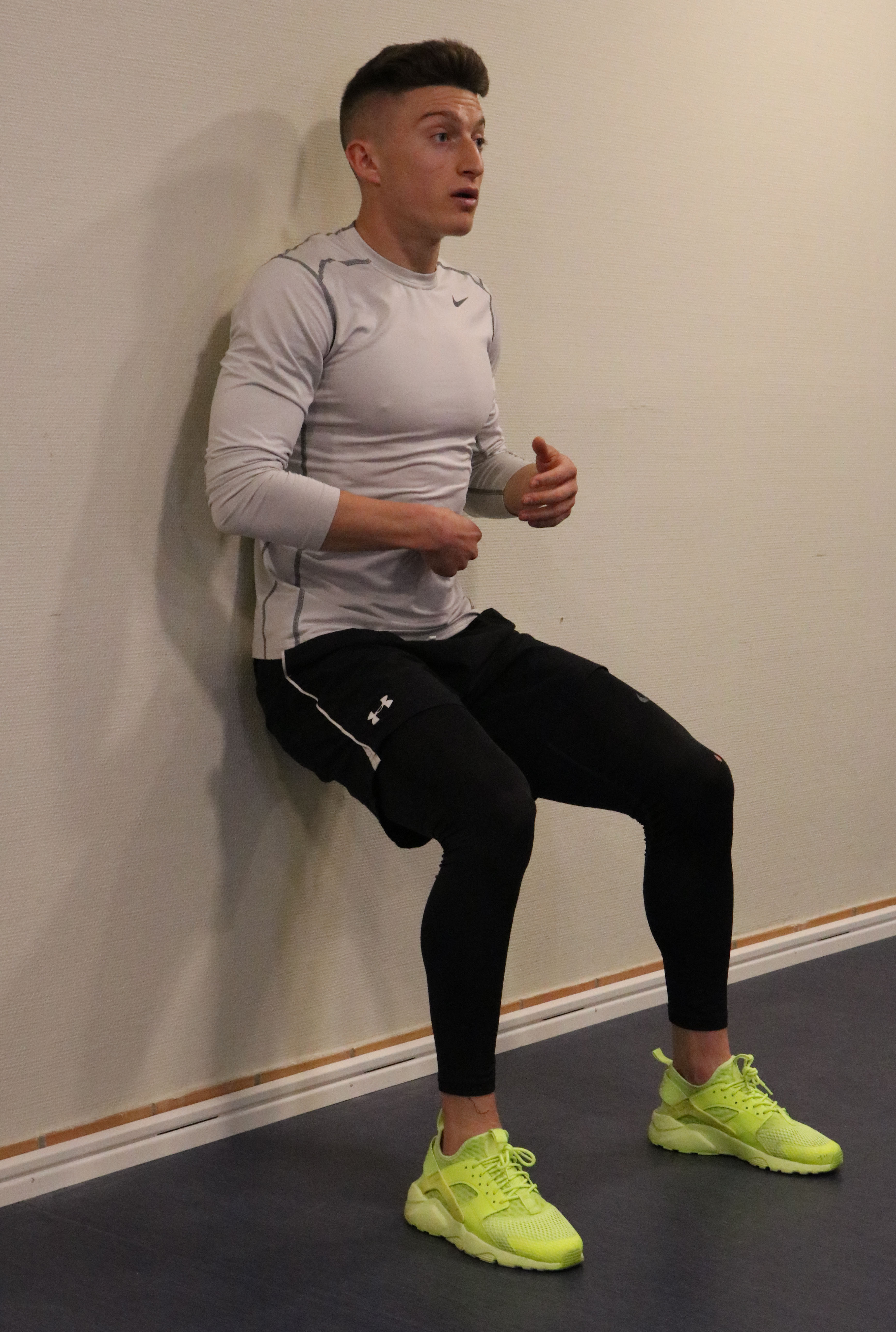 Deadlift exercise