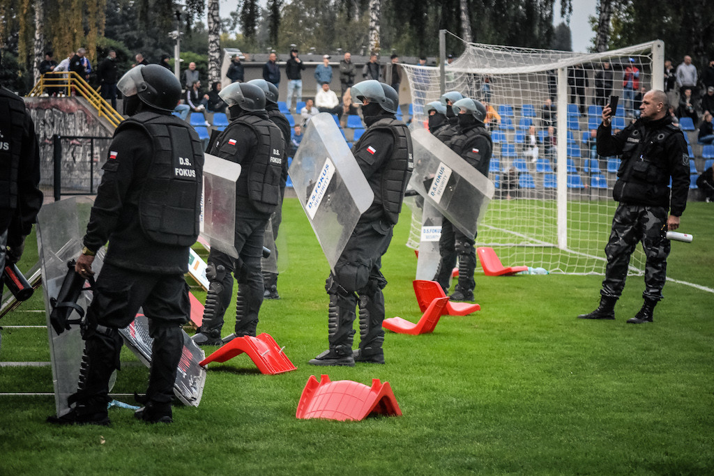 Gryf Slupsk v Pogon Lebork, fifth tier, 2-1, September 2022