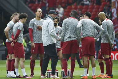 Football managers have more responsibilities than coaches, according to UEFA coach Pedro Menconca