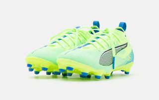 Puma Kids Ultra 5 Pro soccer cleats football boots