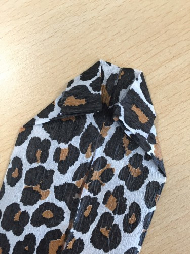 Bend in the Corners for the Collar