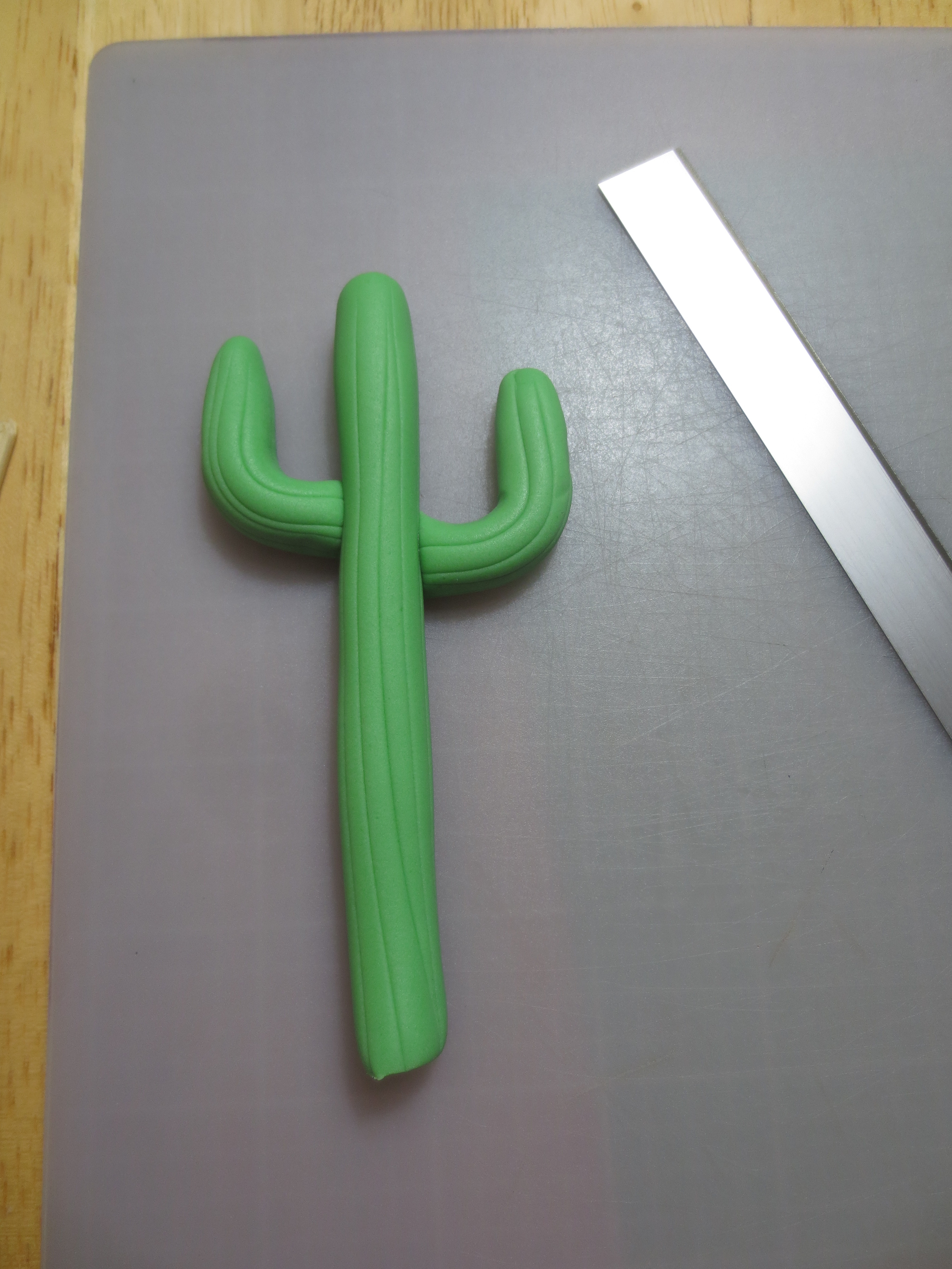 Saguaro cactus fondant all put together
