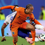 Tough physical battle between Netherlands and France